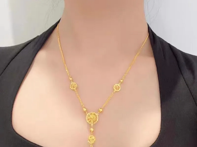 Gold Circle Tassel Necklace